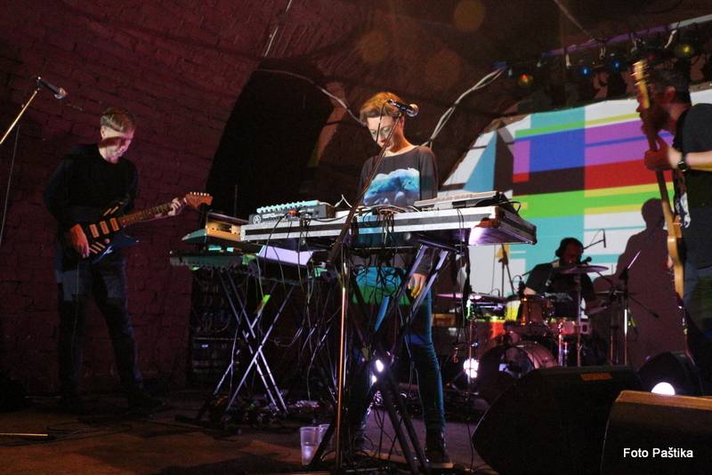 V Jaroměři řádili Ventolin a Midi Lidi, diváky rozveselili