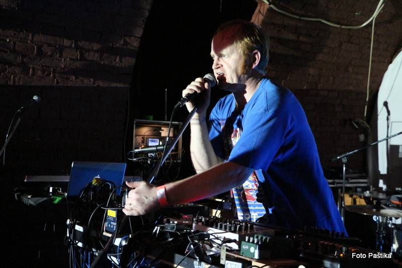 V Jaroměři řádili Ventolin a Midi Lidi, diváky rozveselili