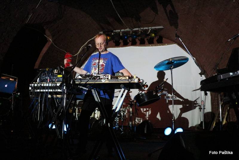 V Jaroměři řádili Ventolin a Midi Lidi, diváky rozveselili