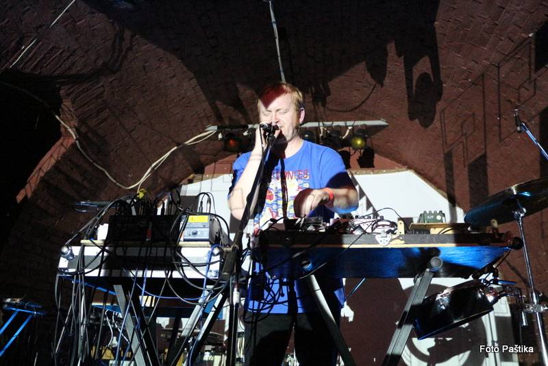 V Jaroměři řádili Ventolin a Midi Lidi, diváky rozveselili