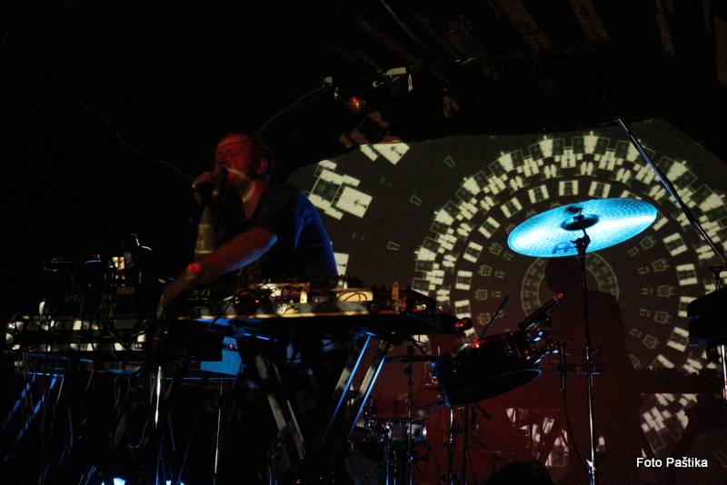 V Jaroměři řádili Ventolin a Midi Lidi, diváky rozveselili