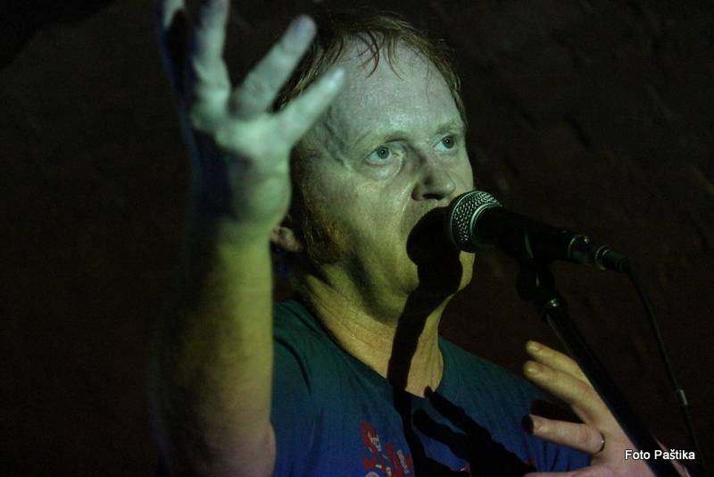 V Jaroměři řádili Ventolin a Midi Lidi, diváky rozveselili