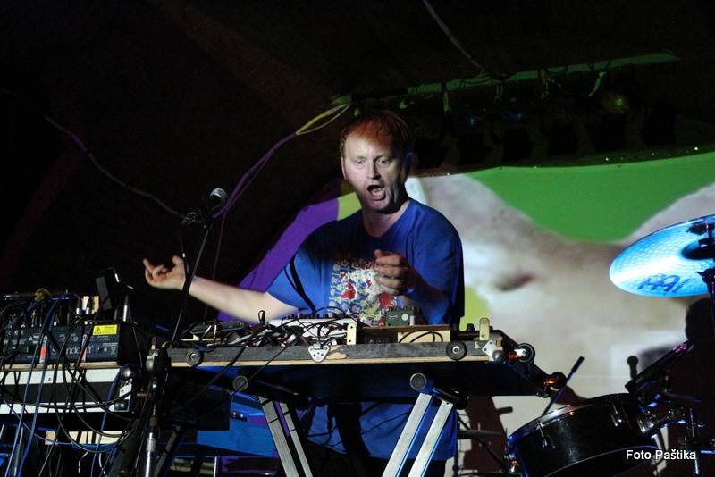 V Jaroměři řádili Ventolin a Midi Lidi, diváky rozveselili