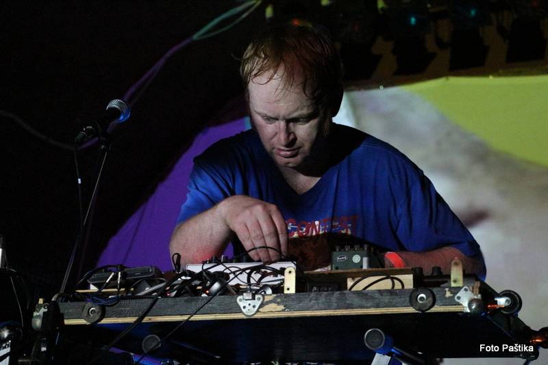 V Jaroměři řádili Ventolin a Midi Lidi, diváky rozveselili