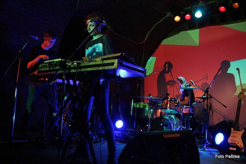 V Jaroměři řádili Ventolin a Midi Lidi, diváky rozveselili