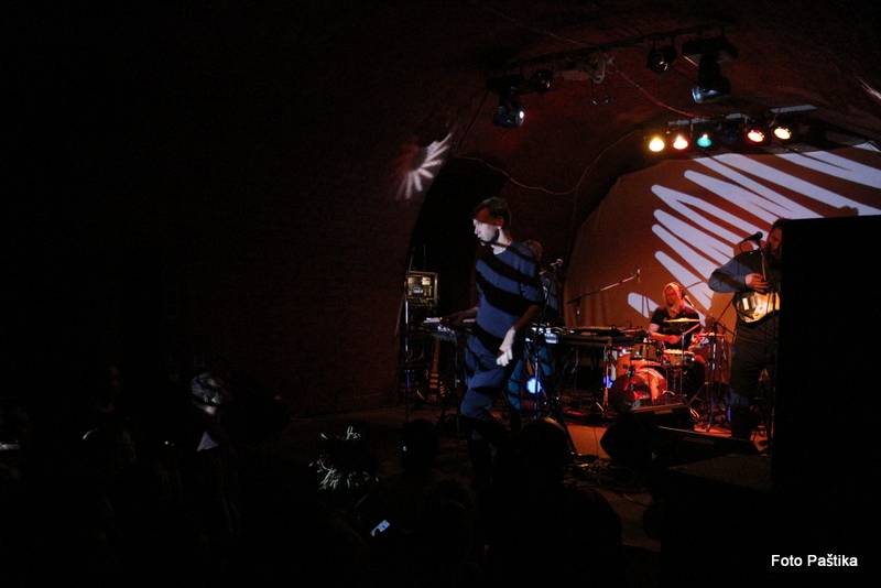 V Jaroměři řádili Ventolin a Midi Lidi, diváky rozveselili