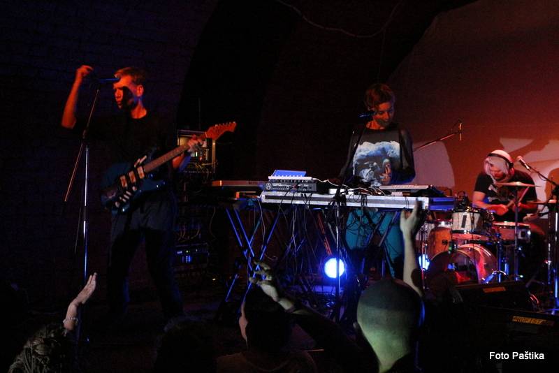 V Jaroměři řádili Ventolin a Midi Lidi, diváky rozveselili