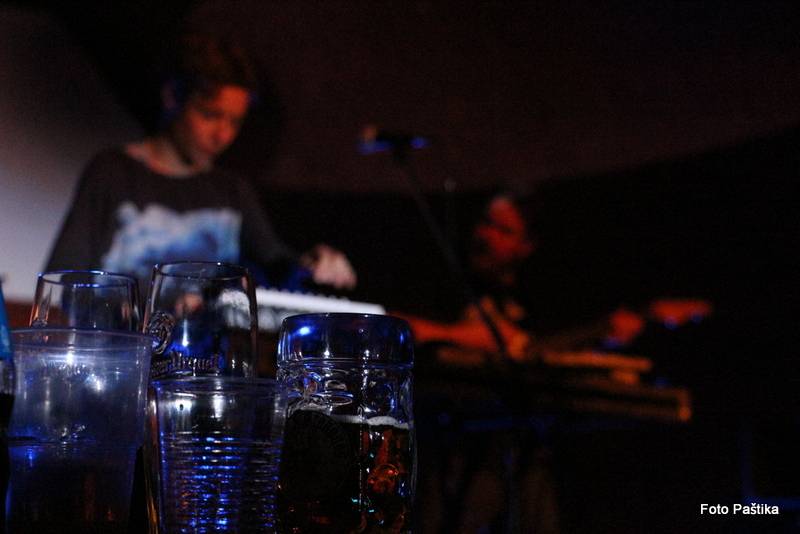 V Jaroměři řádili Ventolin a Midi Lidi, diváky rozveselili