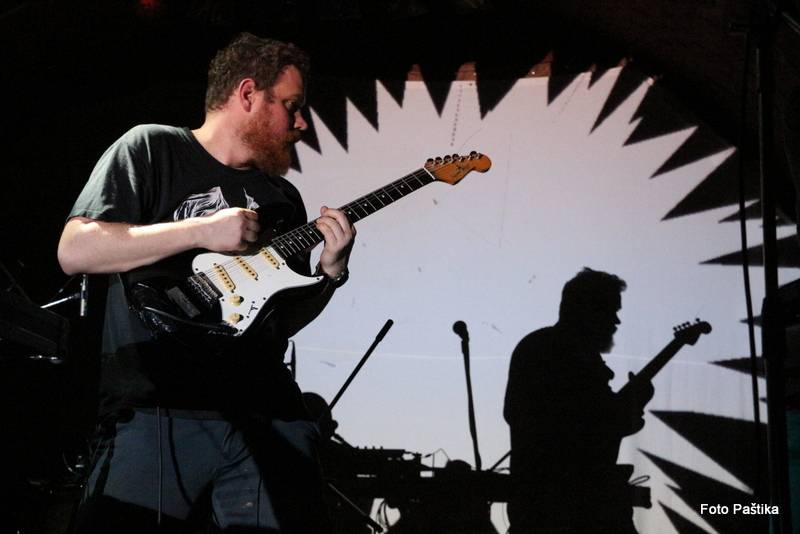 V Jaroměři řádili Ventolin a Midi Lidi, diváky rozveselili