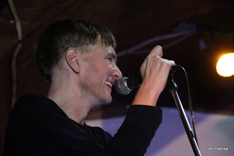 V Jaroměři řádili Ventolin a Midi Lidi, diváky rozveselili