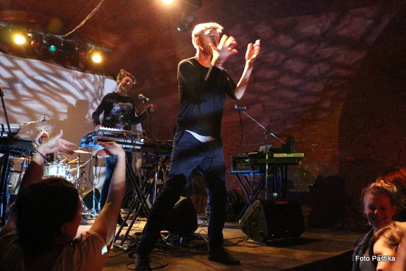 V Jaroměři řádili Ventolin a Midi Lidi, diváky rozveselili