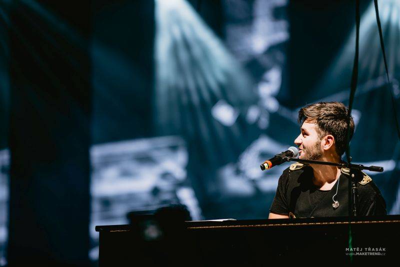 Marek Ztracený oslavoval ve Foru Karlín ve velkém stylu, gratulovali i Karel Gott a Marta Jandová