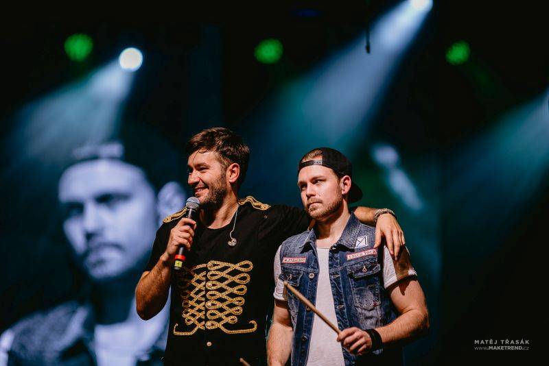 Marek Ztracený oslavoval ve Foru Karlín ve velkém stylu, gratulovali i Karel Gott a Marta Jandová