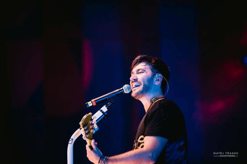 Marek Ztracený oslavoval ve Foru Karlín ve velkém stylu, gratulovali i Karel Gott a Marta Jandová