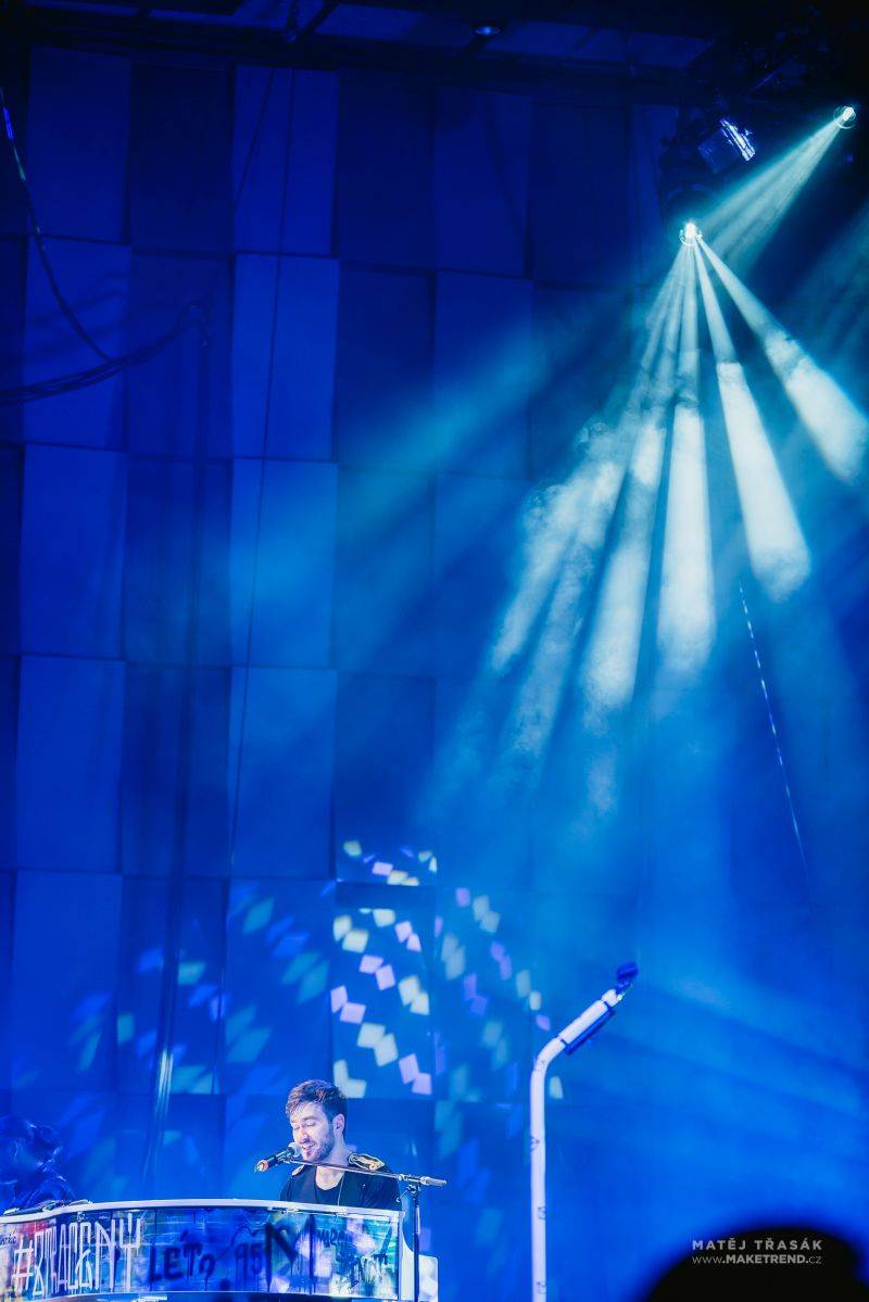 Marek Ztracený oslavoval ve Foru Karlín ve velkém stylu, gratulovali i Karel Gott a Marta Jandová