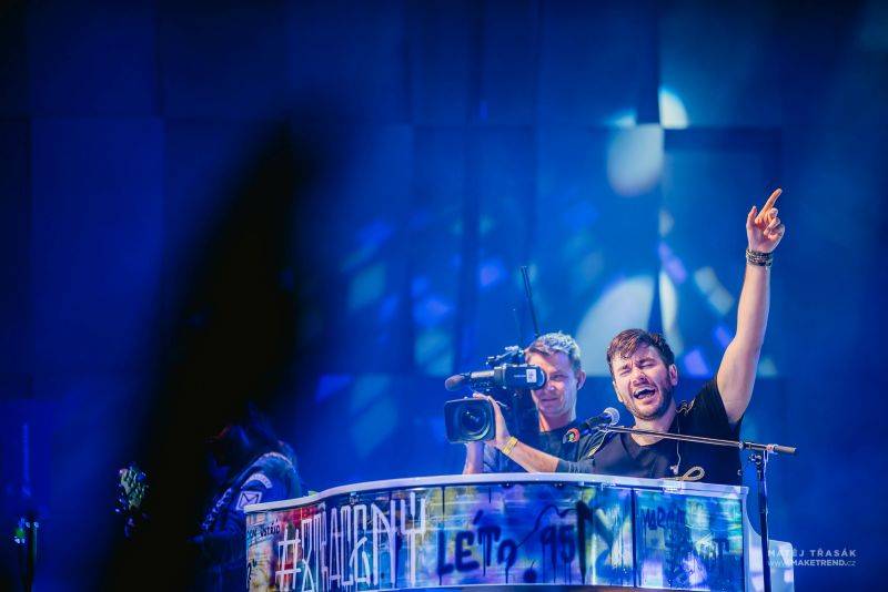 Marek Ztracený oslavoval ve Foru Karlín ve velkém stylu, gratulovali i Karel Gott a Marta Jandová