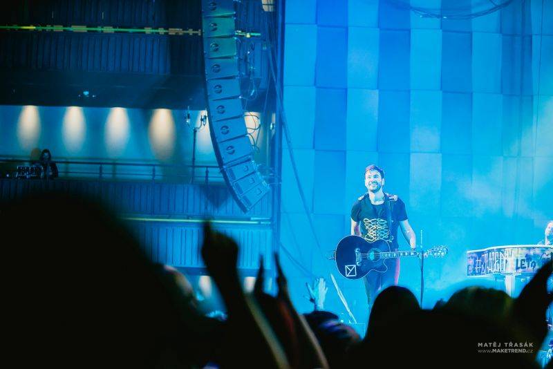 Marek Ztracený oslavoval ve Foru Karlín ve velkém stylu, gratulovali i Karel Gott a Marta Jandová