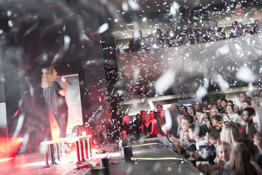 Lenny v Brně nechala fanoušky nahlédnout až do svého obýváku