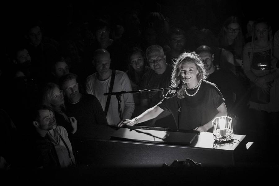 Lenny v Brně nechala fanoušky nahlédnout až do svého obýváku