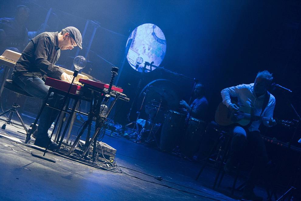 David Koller potěšil před Vánoci pražské fanoušky akustickým koncertem