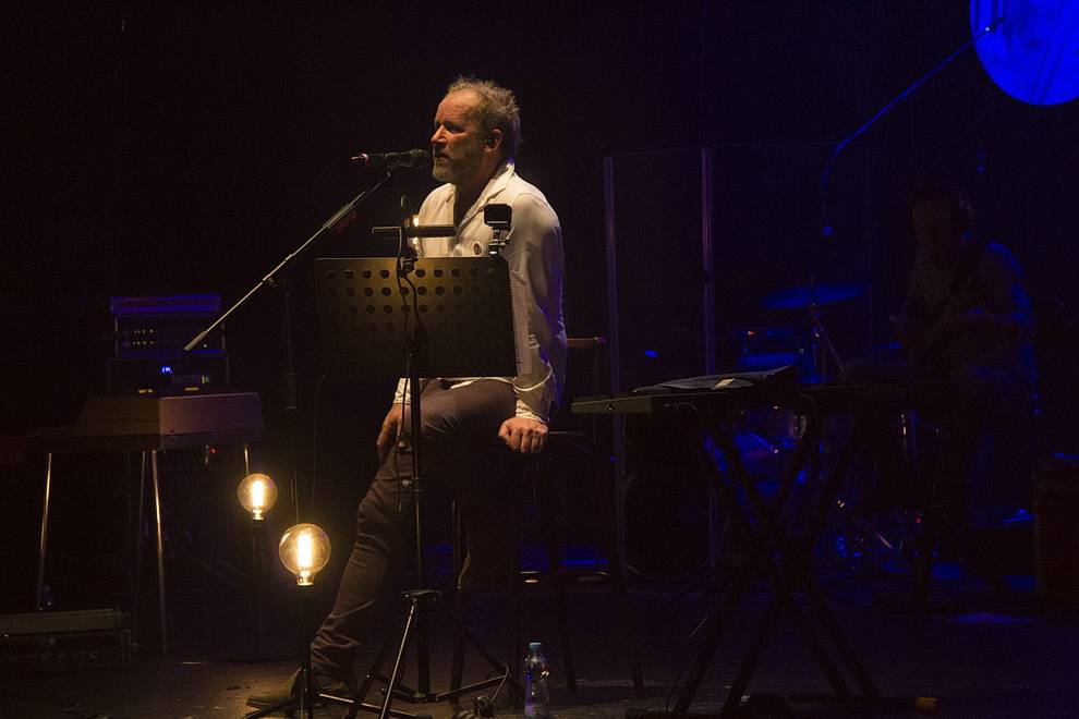 David Koller potěšil před Vánoci pražské fanoušky akustickým koncertem