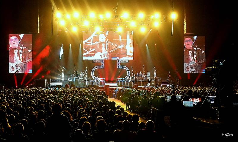 Olympic oslavil 55 let v O2 areně se spoustou hostů: Přišli Richard Krajčo, Petra Janů i Michal Malátný