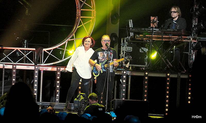 Olympic oslavil 55 let v O2 areně se spoustou hostů: Přišli Richard Krajčo, Petra Janů i Michal Malátný