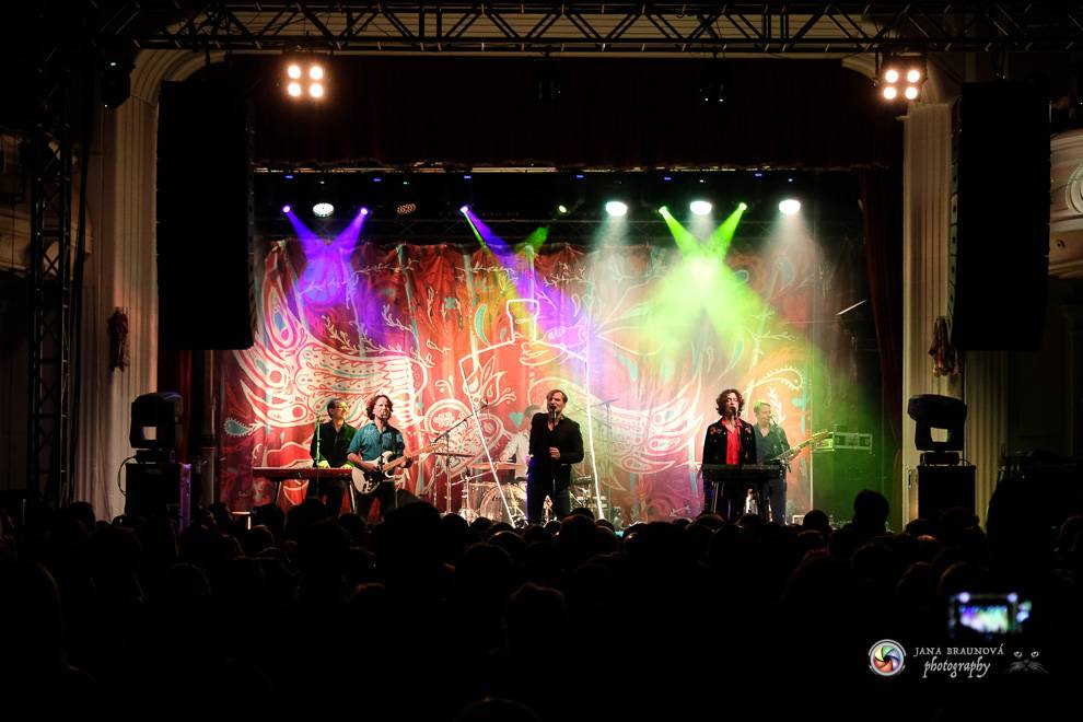 Jiří Macháček opět končil s hulením. Mig 21 ve vyprodaném Pekle v Plzni předvedli další nezapomenutelný koncert