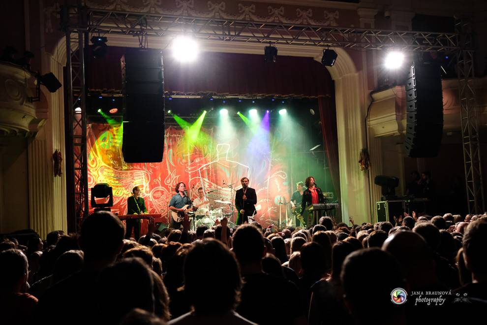 Jiří Macháček opět končil s hulením. Mig 21 ve vyprodaném Pekle v Plzni předvedli další nezapomenutelný koncert