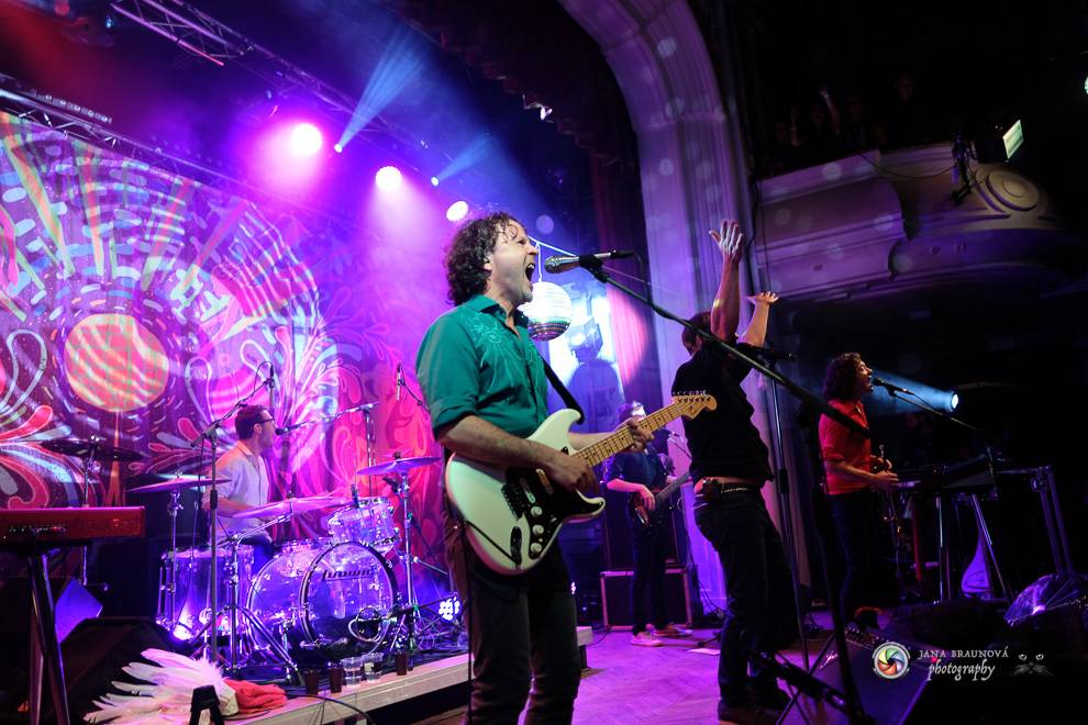 Jiří Macháček opět končil s hulením. Mig 21 ve vyprodaném Pekle v Plzni předvedli další nezapomenutelný koncert