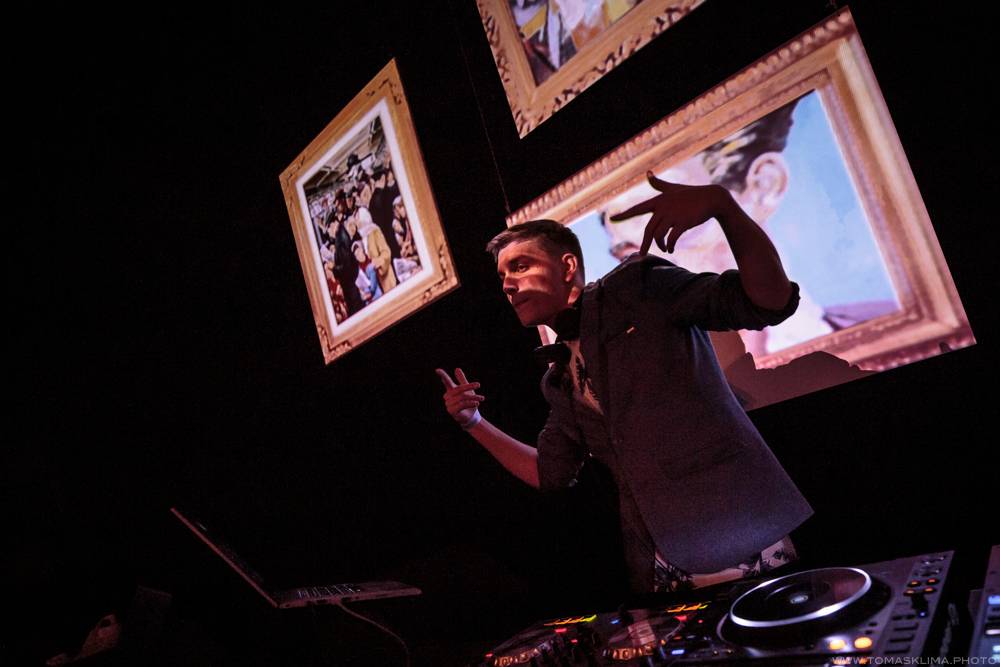 Stylová party Electro Swing Fever roztančila Roxy