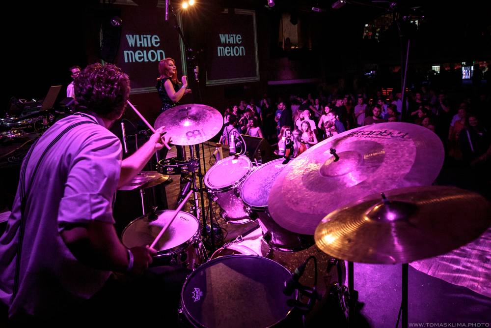 Stylová party Electro Swing Fever roztančila Roxy