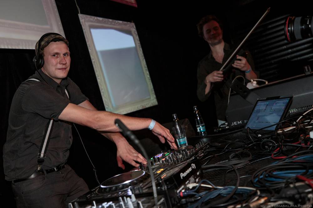 Stylová party Electro Swing Fever roztančila Roxy