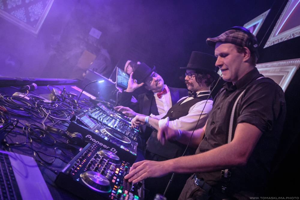 Stylová party Electro Swing Fever roztančila Roxy