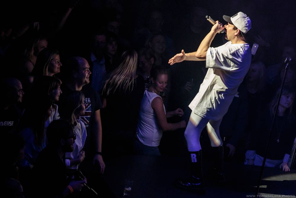 Předvánoční Monkey Business roztančili Lucerna Music Bar hned napoprvé