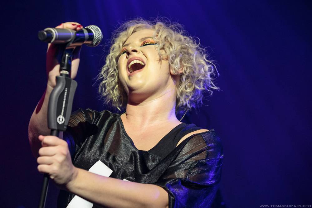 Předvánoční Monkey Business roztančili Lucerna Music Bar hned napoprvé