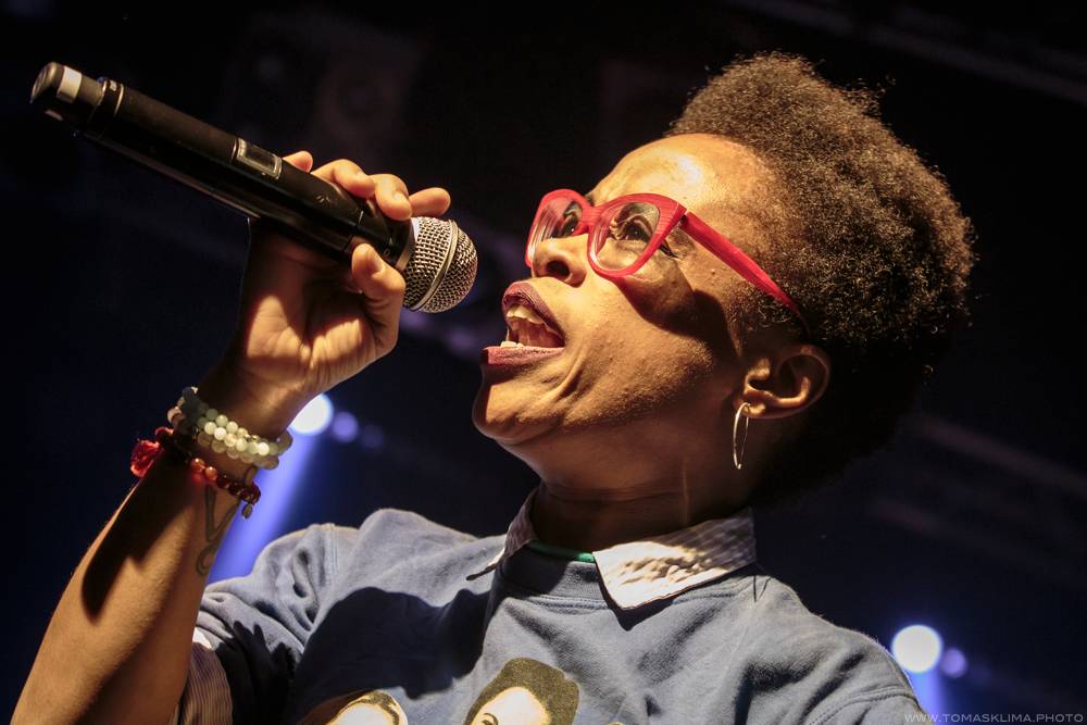 Předvánoční Monkey Business roztančili Lucerna Music Bar hned napoprvé