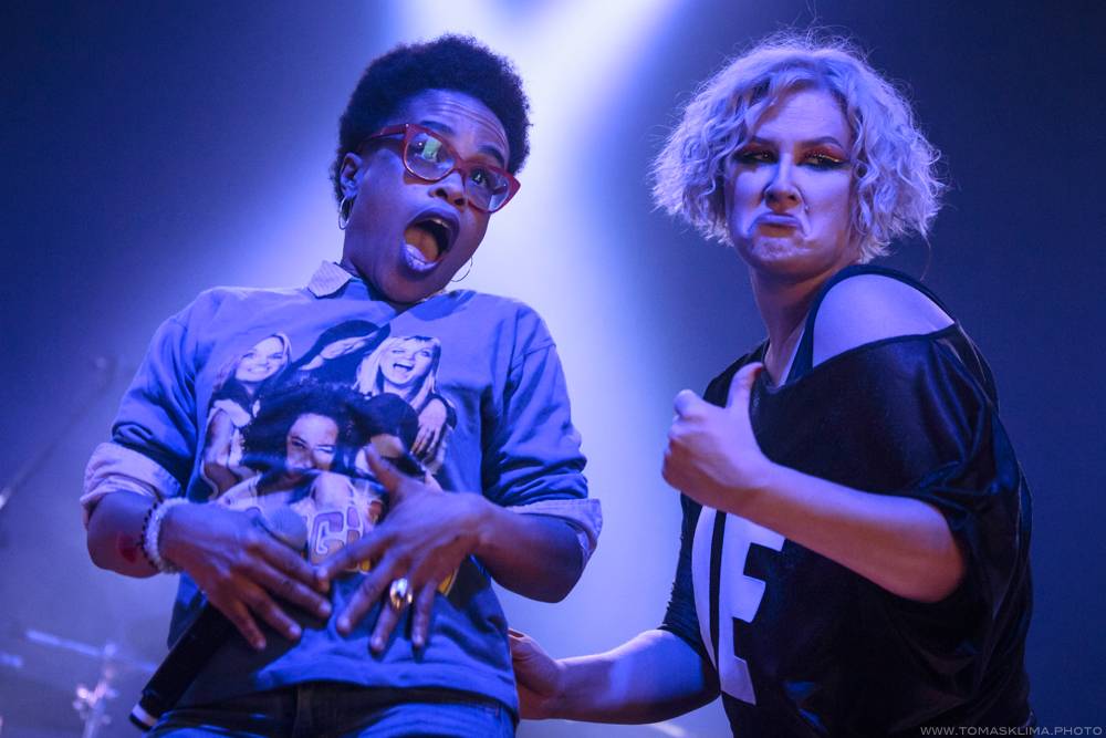 Předvánoční Monkey Business roztančili Lucerna Music Bar hned napoprvé