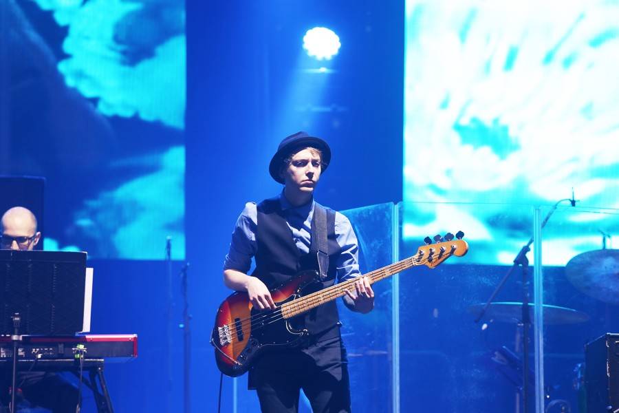 Miro Žbirka zařídil v Bratislavě předčasné Vánoce. S sebou měl Lenku Filipovou, Marthu nebo Jaroslava Svěceného