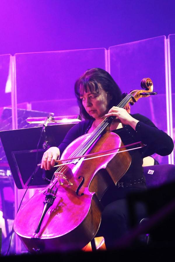 Miro Žbirka zařídil v Bratislavě předčasné Vánoce. S sebou měl Lenku Filipovou, Marthu nebo Jaroslava Svěceného