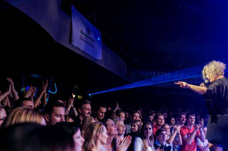 Monkey Business odehráli svou show v Lucerna Music Baru na Maximum Power