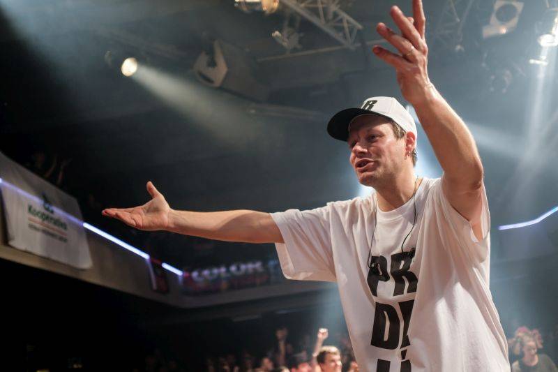 Monkey Business odehráli svou show v Lucerna Music Baru na Maximum Power