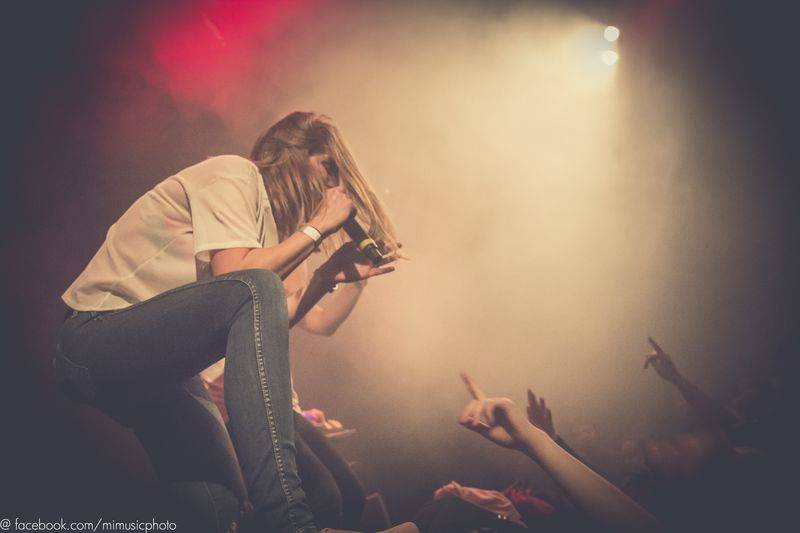 Skyline roztančili vyprodaný klub Roxy svým tradičním vánočním koncertem