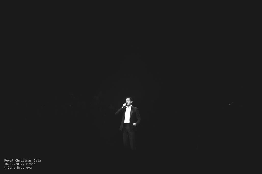 Sarah Brightman vystoupila v rámci vánočního turné s Gregorian v pražské Tipsport aréně