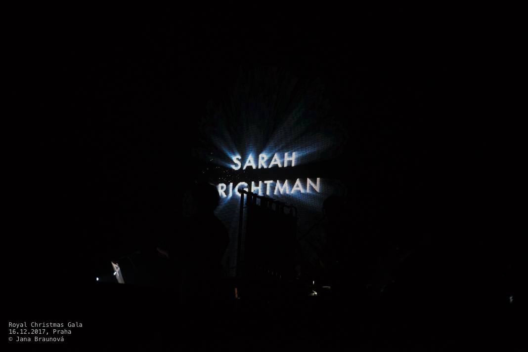 Sarah Brightman vystoupila v rámci vánočního turné s Gregorian v pražské Tipsport aréně