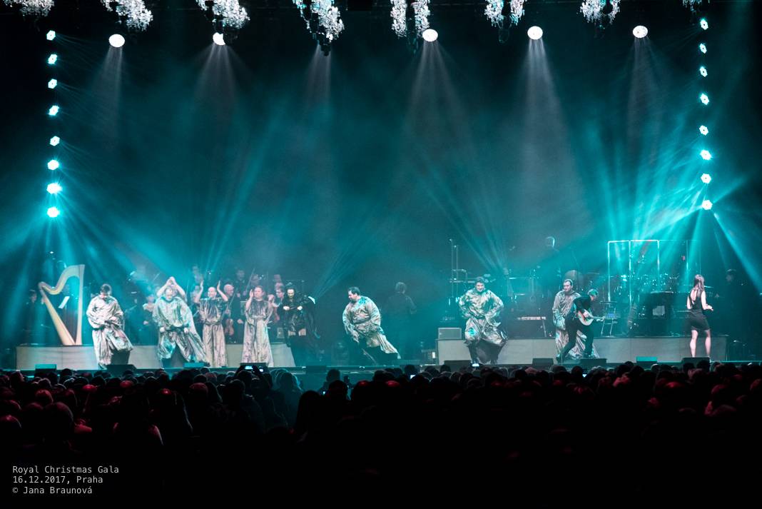 Sarah Brightman vystoupila v rámci vánočního turné s Gregorian v pražské Tipsport aréně