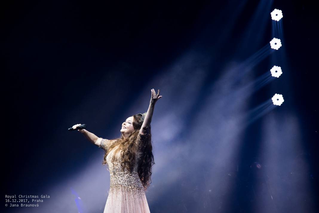 Sarah Brightman vystoupila v rámci vánočního turné s Gregorian v pražské Tipsport aréně