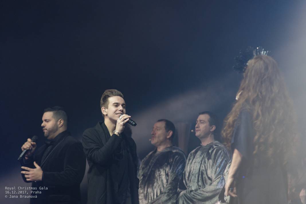 Sarah Brightman vystoupila v rámci vánočního turné s Gregorian v pražské Tipsport aréně