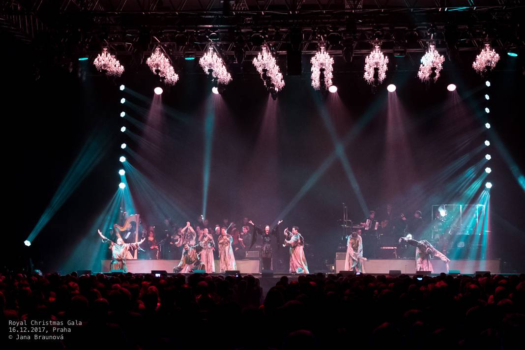 Sarah Brightman vystoupila v rámci vánočního turné s Gregorian v pražské Tipsport aréně