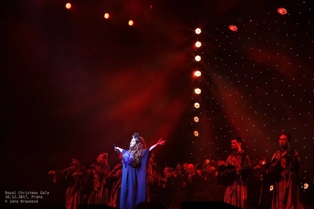 Sarah Brightman vystoupila v rámci vánočního turné s Gregorian v pražské Tipsport aréně
